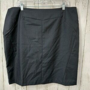 Worthington Women's Black Pinstripe Textured Pencil Skirt Size 18